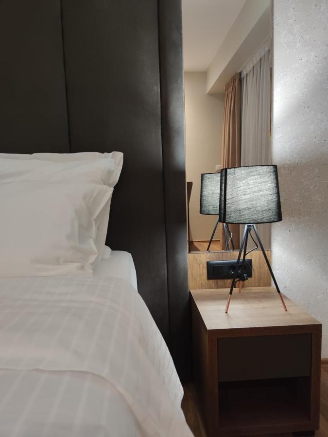 ולס Glorius Hotel מראה חיצוני תמונה